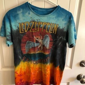 Led Zeppelin T-shirt. Short sleeve. Size small